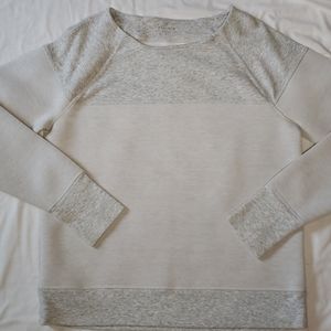Athleta crew neck sweatshirt